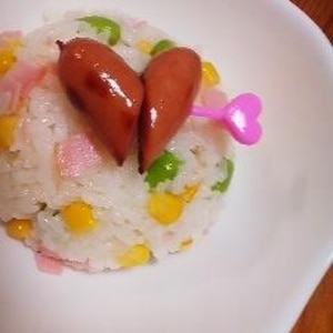 ほかほかご飯に混ぜるだけ☆簡単バターライス♪